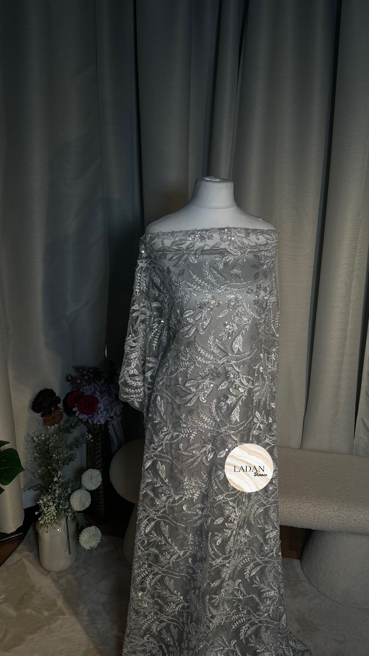 Luxury Lace Dirac | Silver