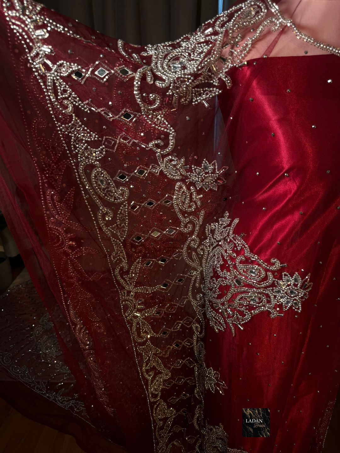 Hodan - Silver Stones | Maroon