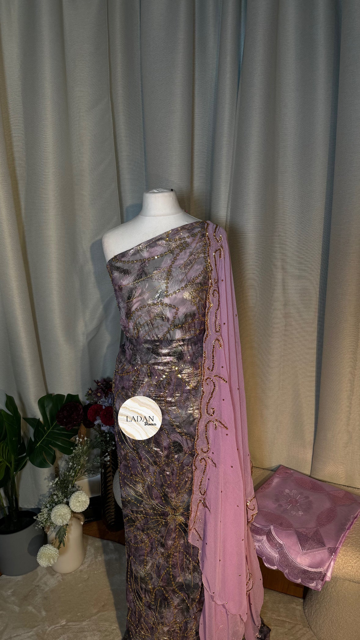 Floral Stone Dirac Collection - Lilac