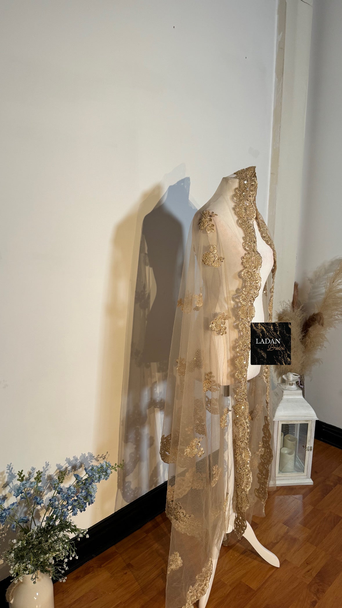 3 metre Pearl Lace Veil | Gold