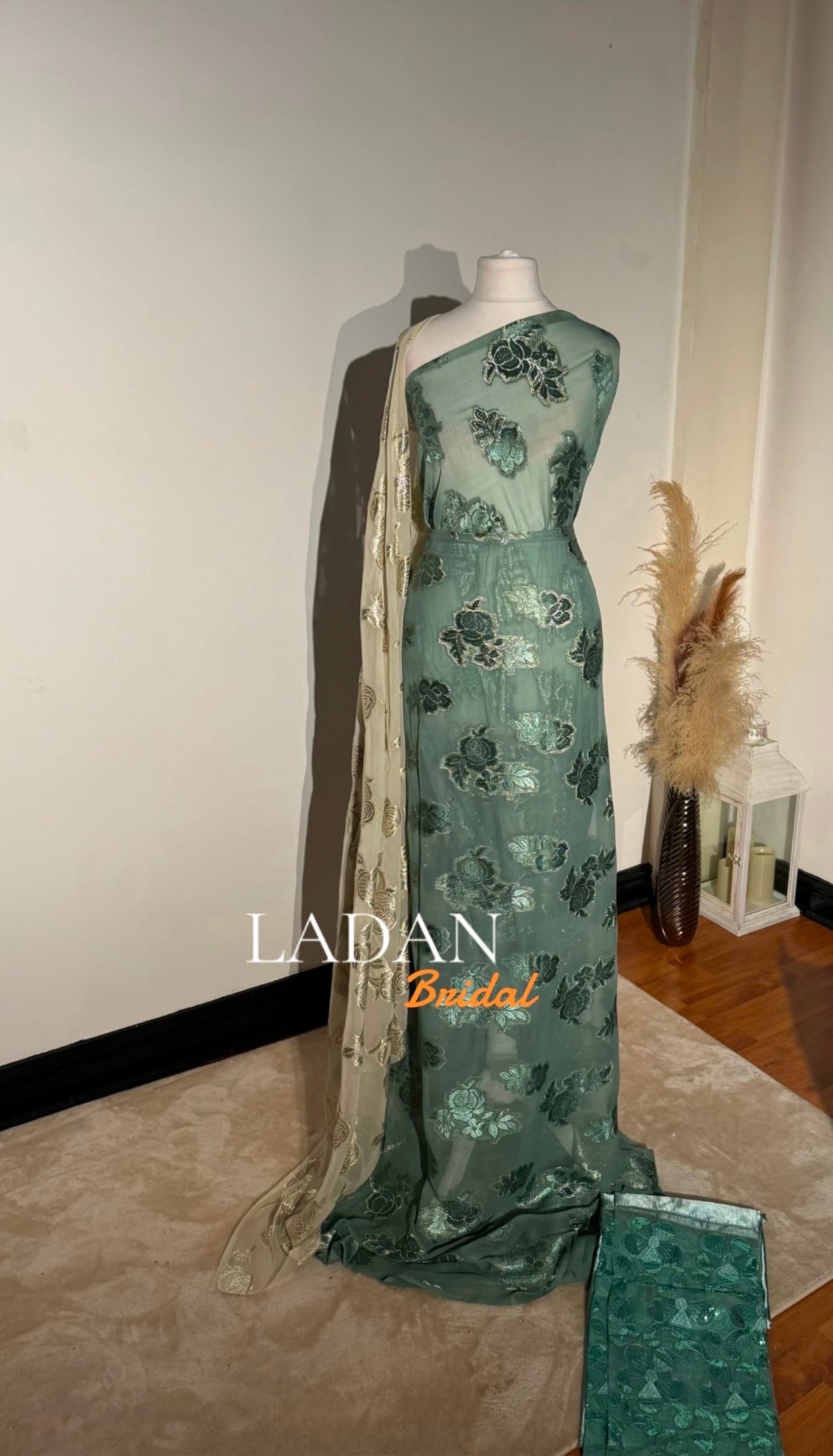 Faransawi Dirac Collection 4 | Sea Sage and Cream