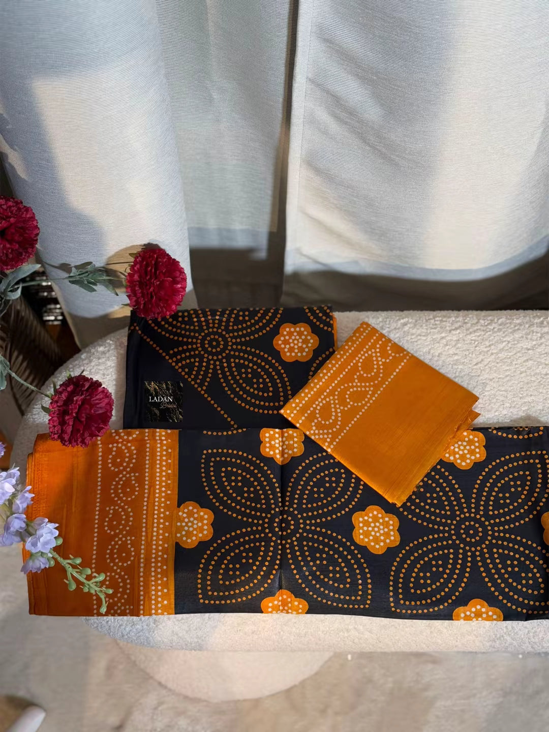 Shaash Set- Black & Orange.