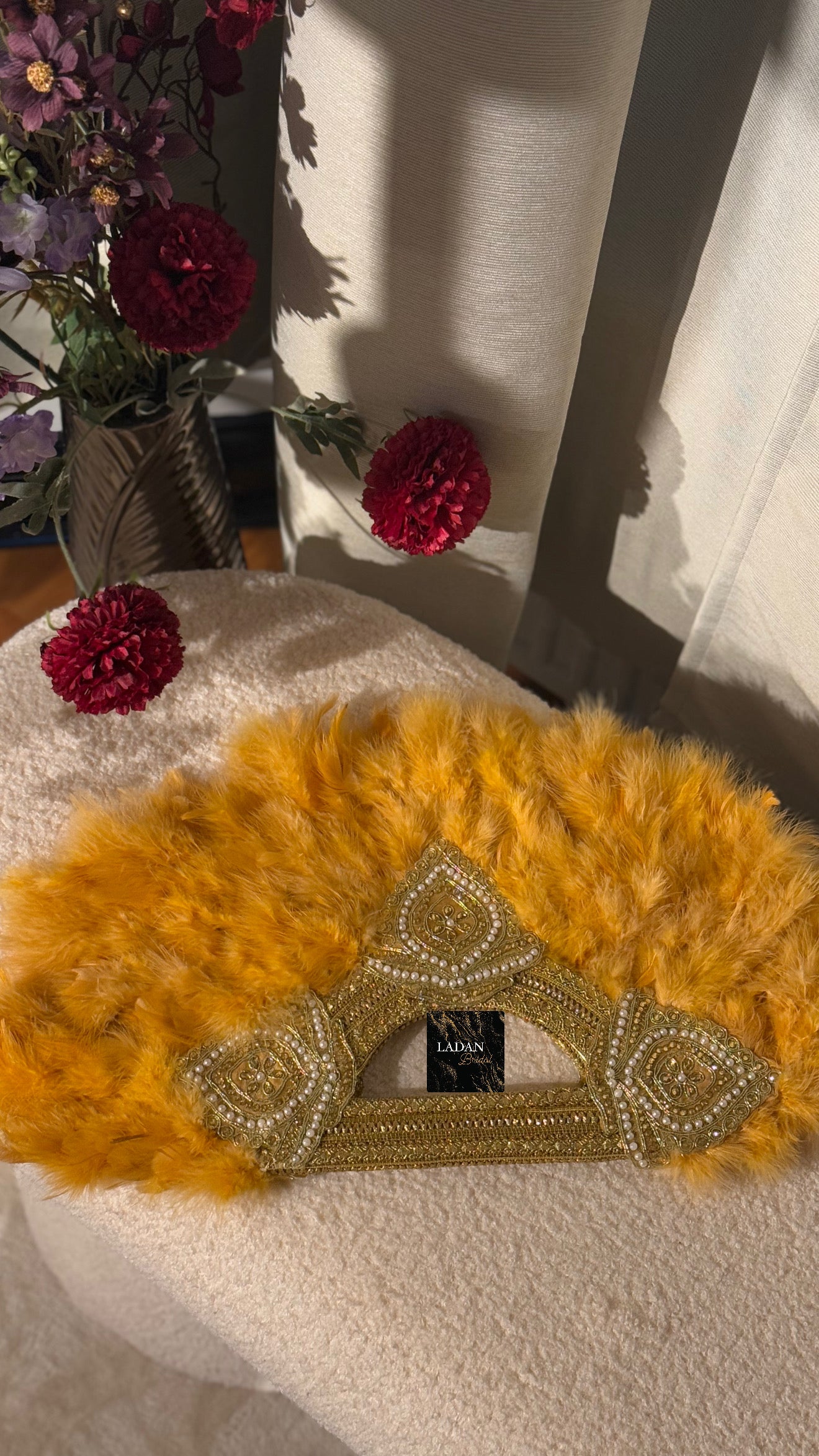 Handheld Feather Fan | Gold