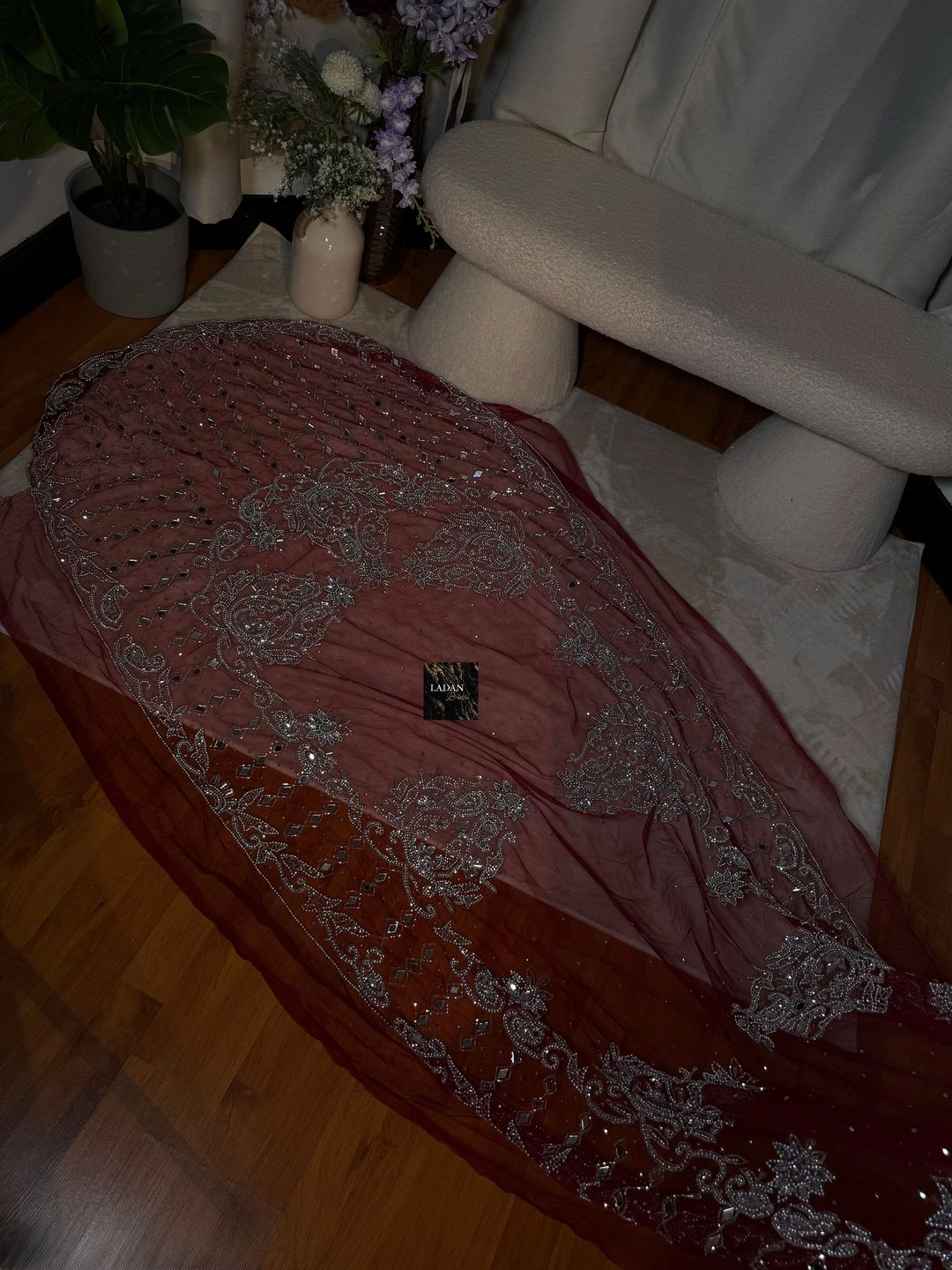 Hodan - Silver Stones | Maroon