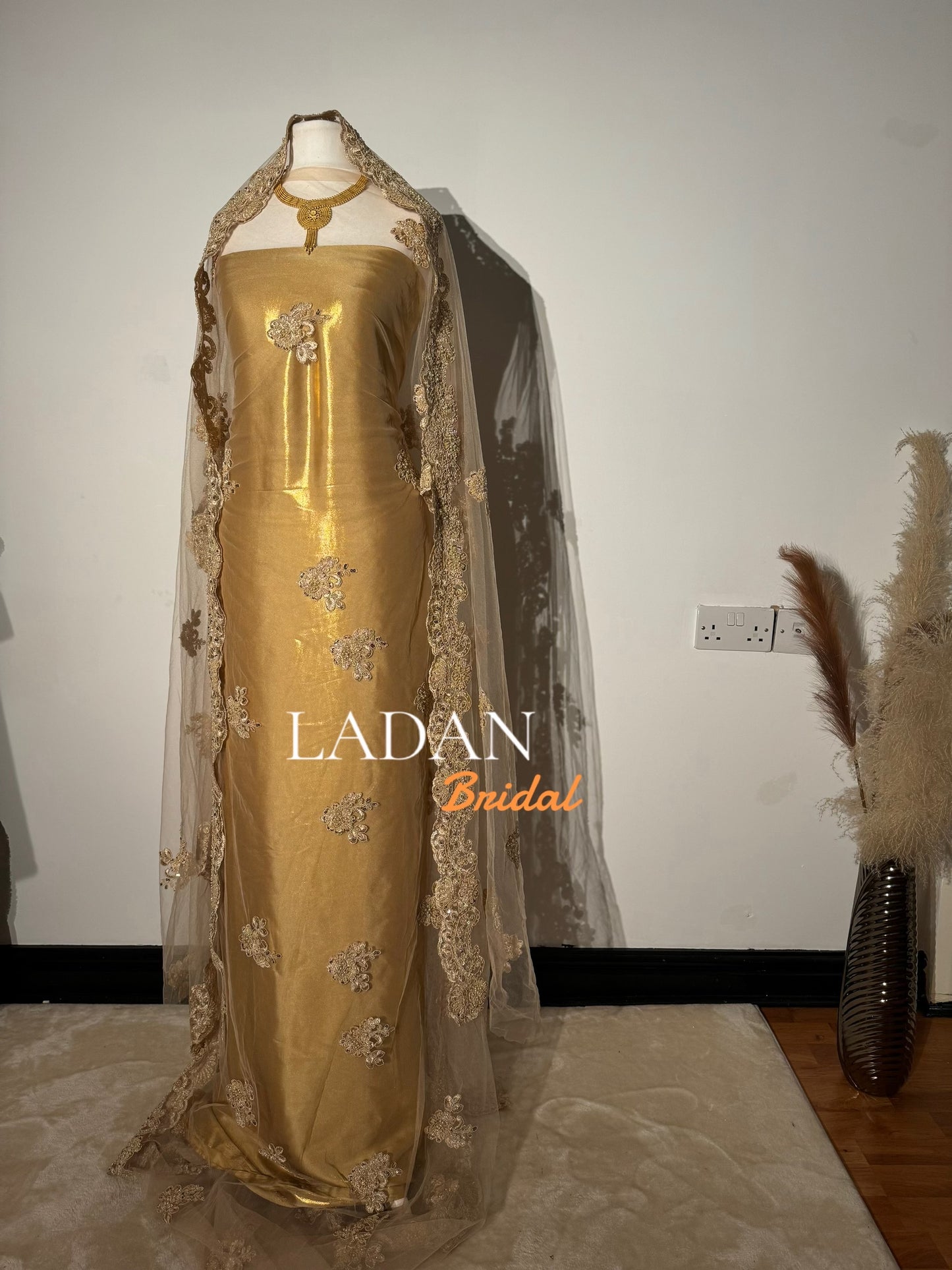 Gold Pearl & Lace Bridal Dirac