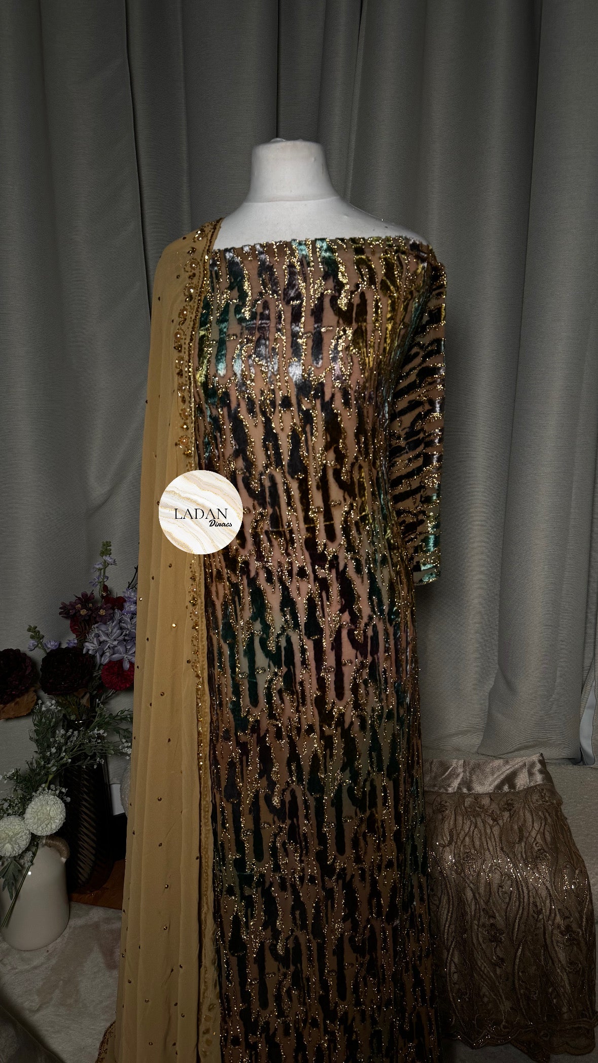 Multicolour Prestige Maqbal Set