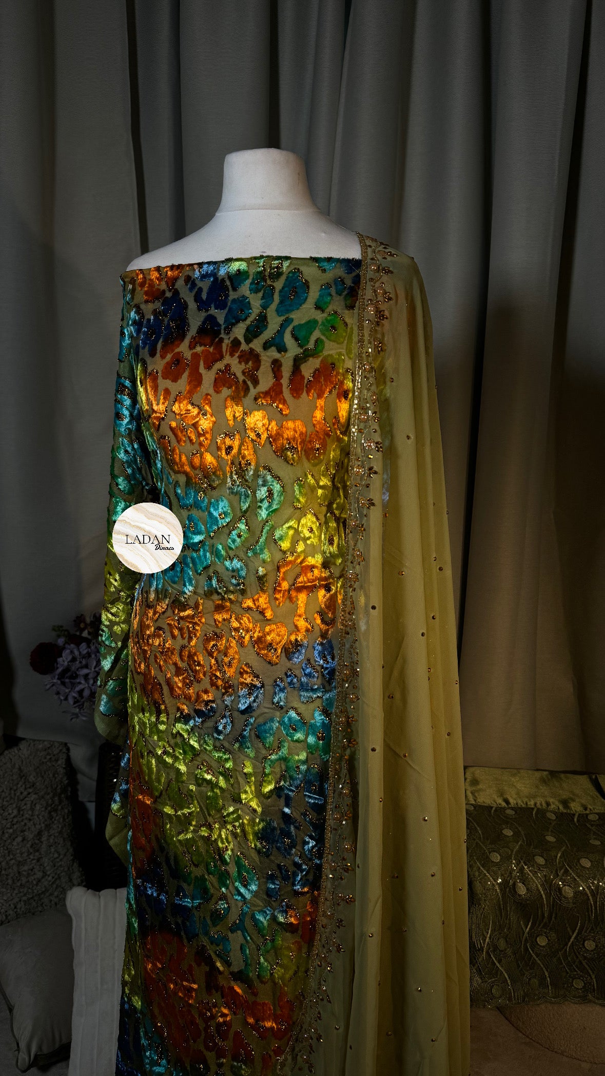 Leopard Maqbal Collection | Green/Orange/Blue Dirac Set