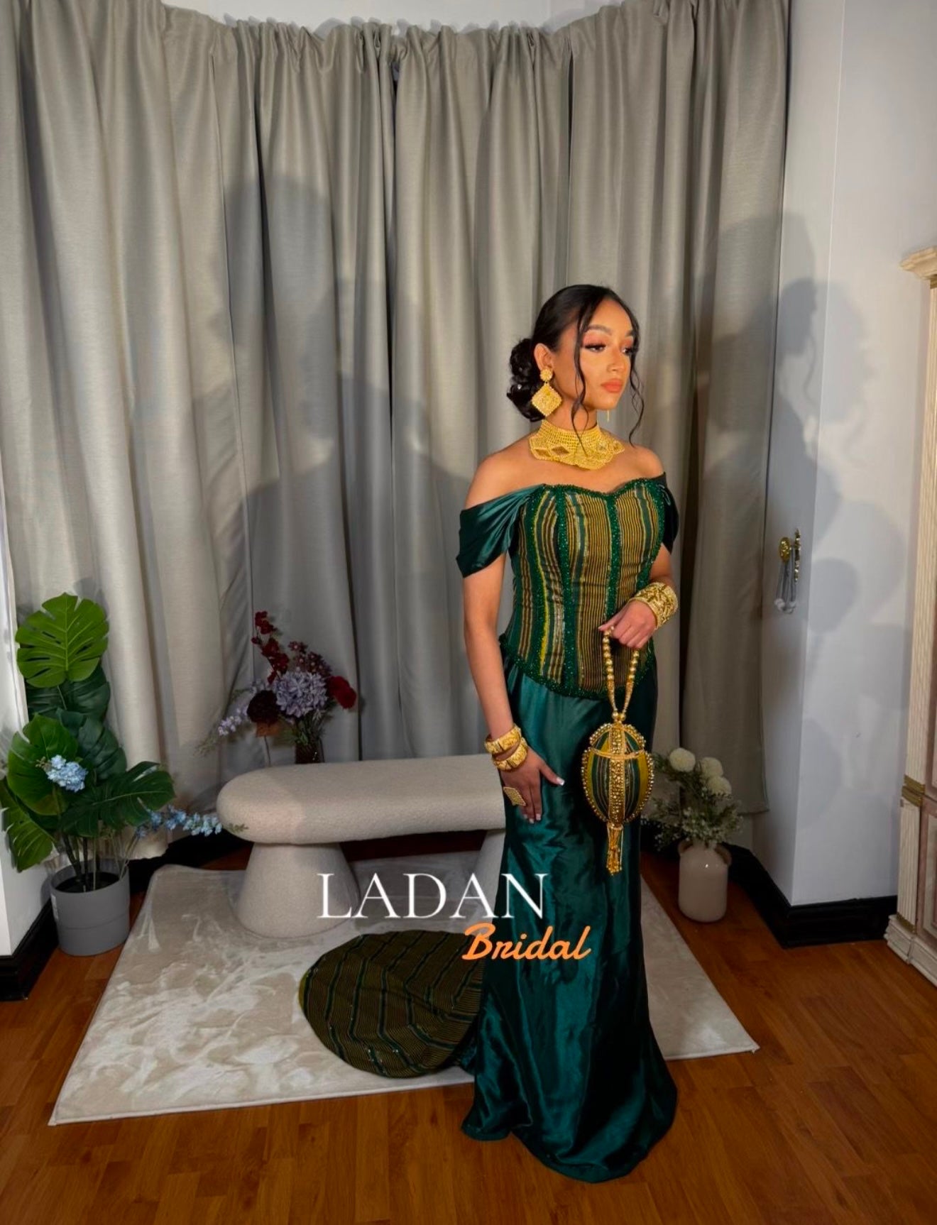 Hido iyo Dhaqan Bridal Corset Dress | Emerald Green | In Stock
