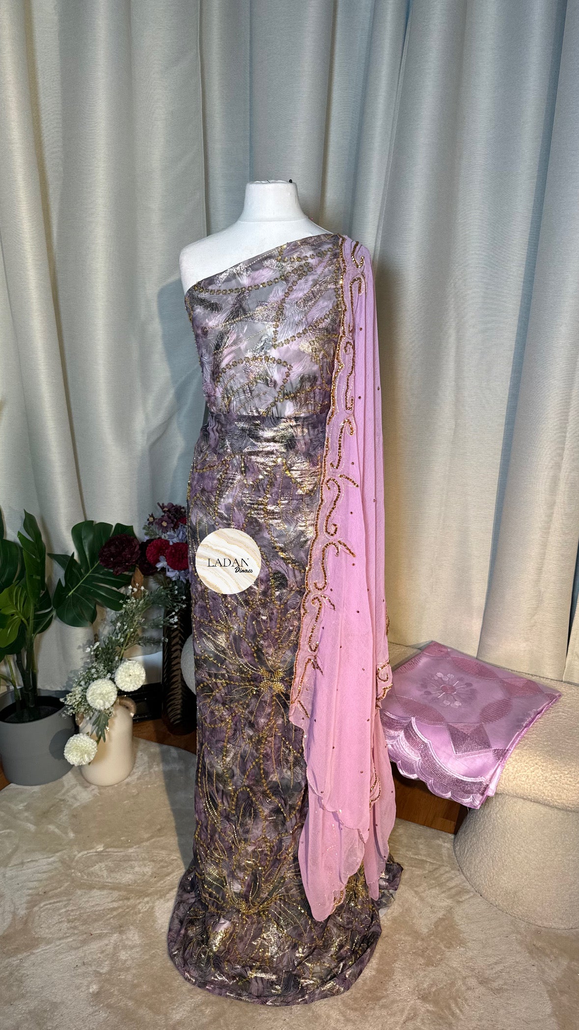 Floral Stone Dirac Collection - Lilac