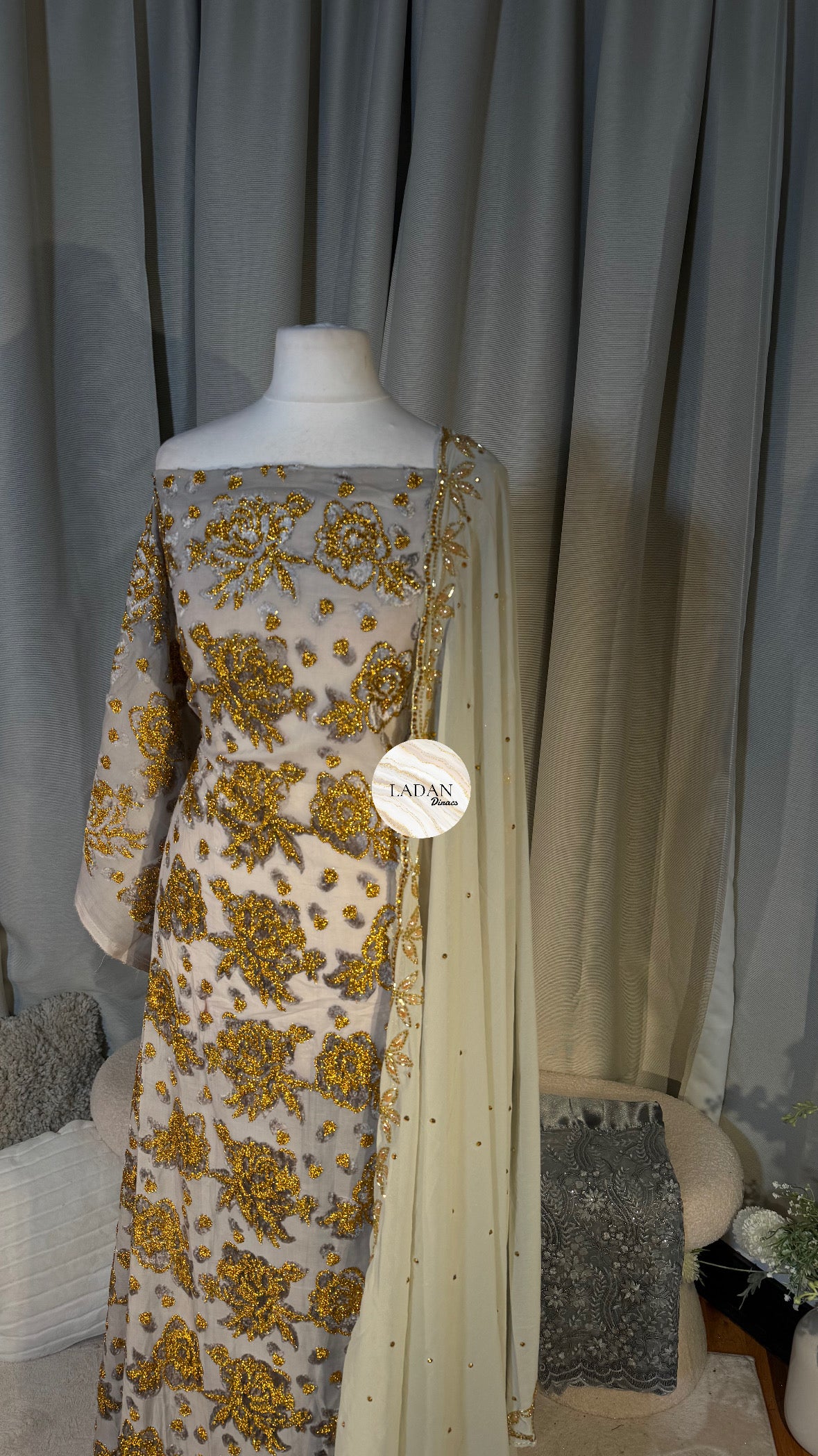 Floral Maqbal Collection | Grey Dirac Set