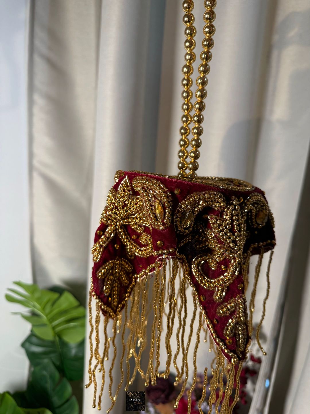 Velvet Embroidered Bag | Burgundy