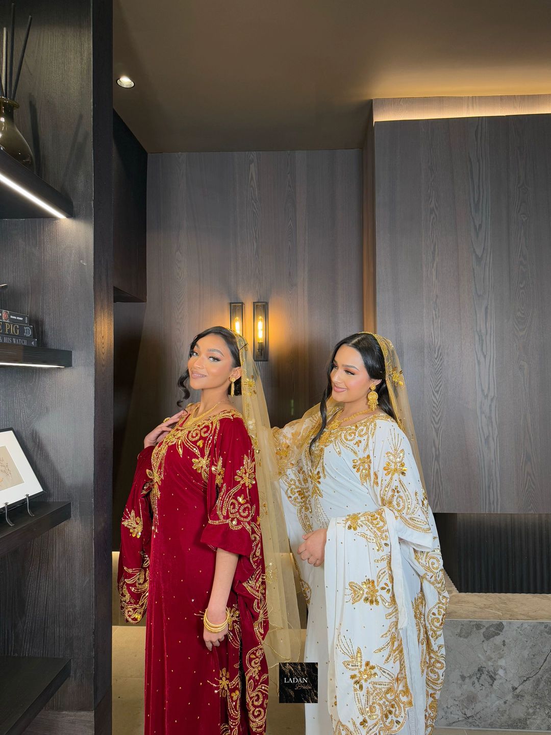 Ilwaad Velvet Bridal Dirac - White