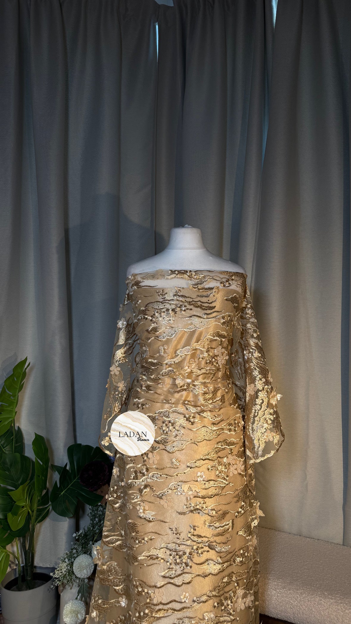 Floral Pearl Lace Dirac Set | Gold
