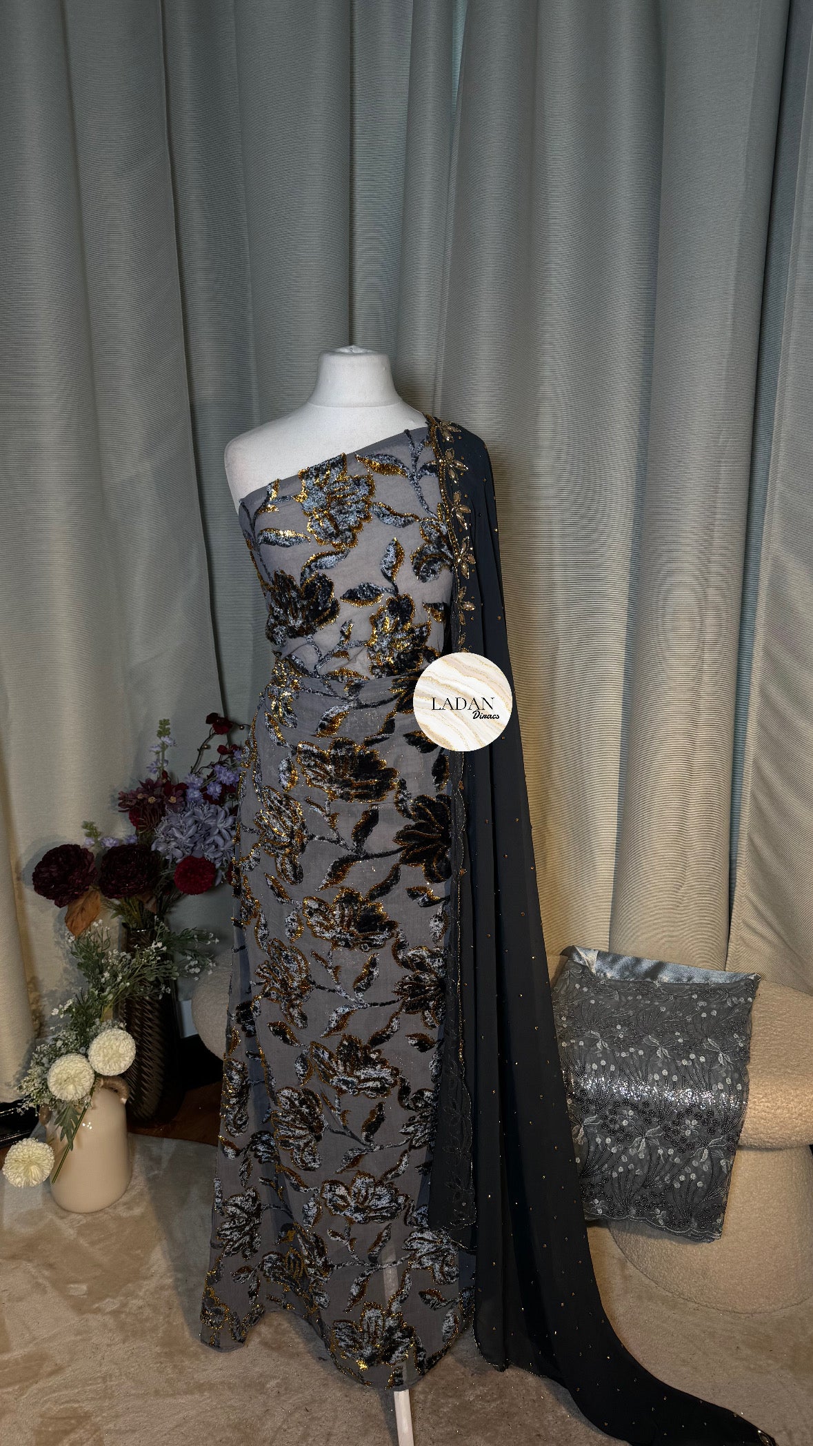 Luxury Maqbal | Hibiscus Collection | Grey Dirac Set