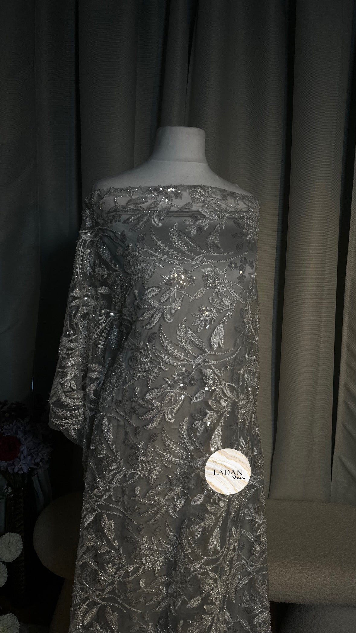 Luxury Lace Dirac | Silver