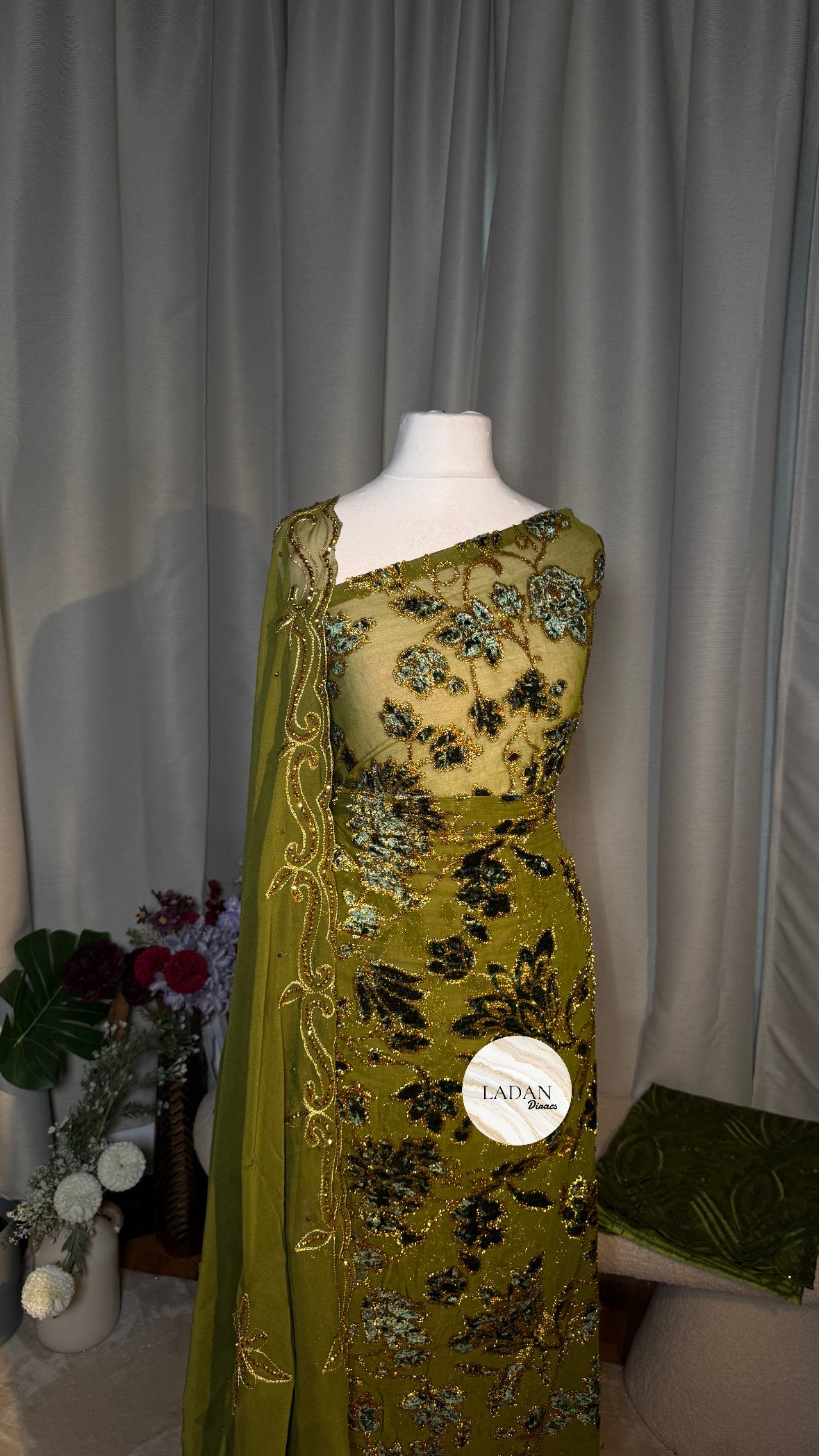 Luxury Floral Maqbal | Olive Green Dirac Set