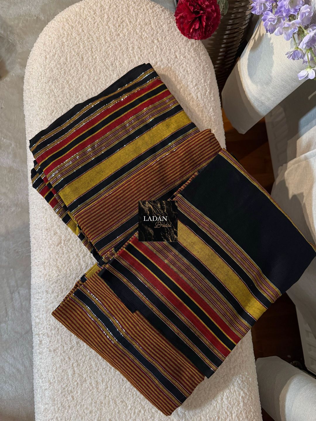 Hido Iyo Dhaqan - Black, Gold & Red