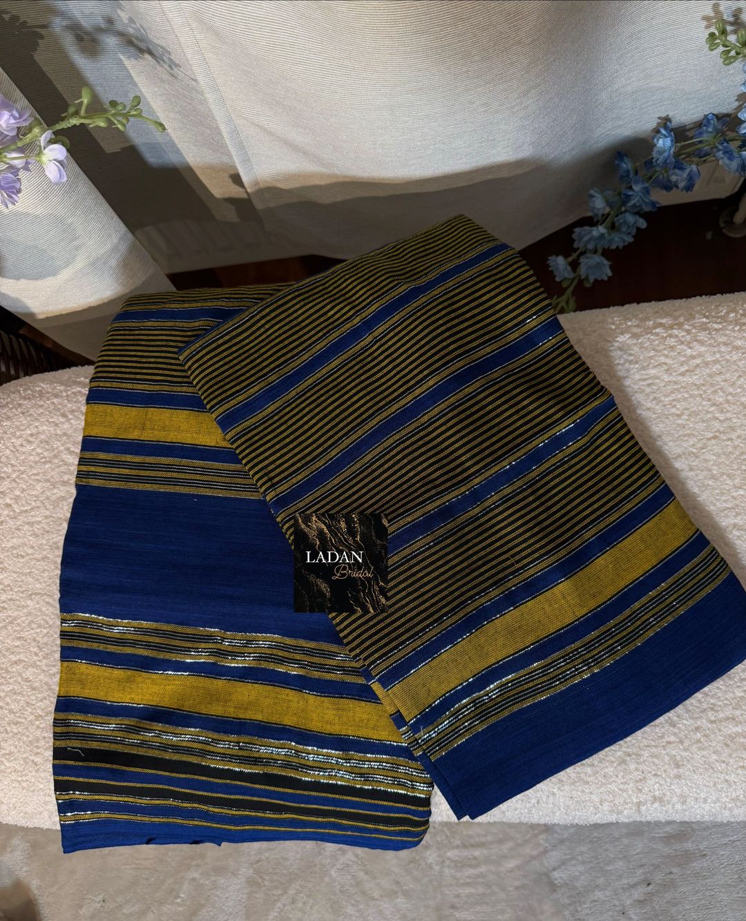 Hido Iyo Dhaqan - Blue & Gold