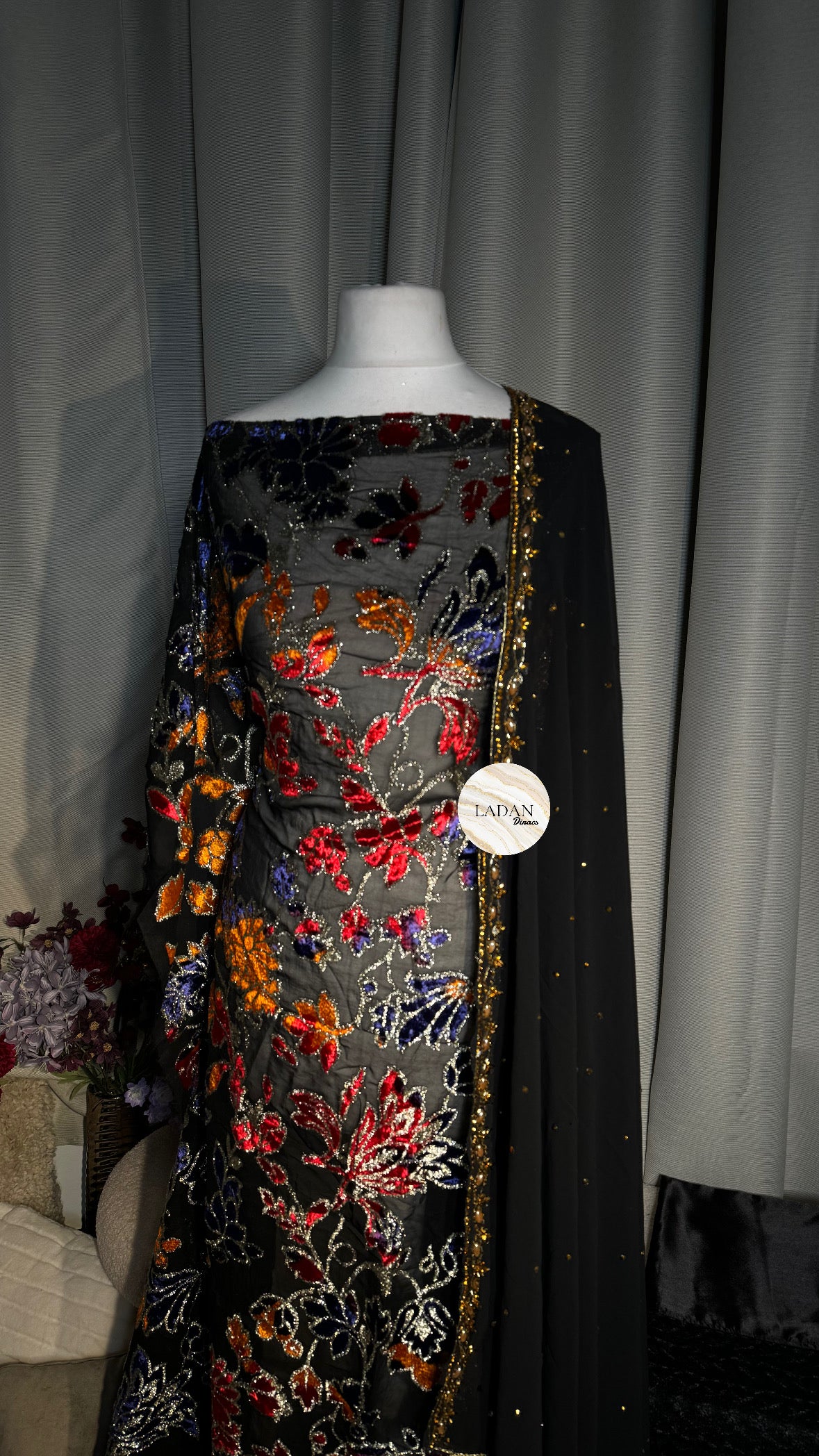 Prestige Maqbal Collection | Black & Multicoloured Dirac Set
