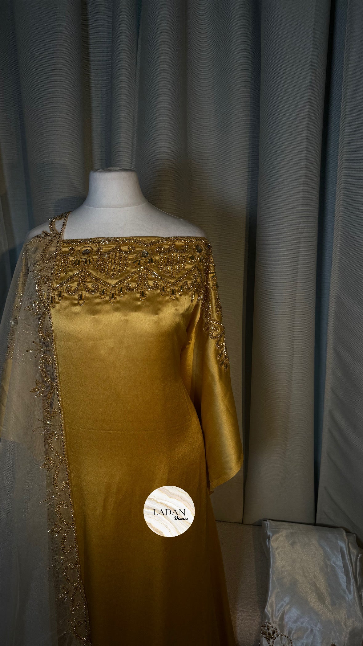 Luxury Embroidered Bridesmaids Sets | Gold & White | Bundle of 2