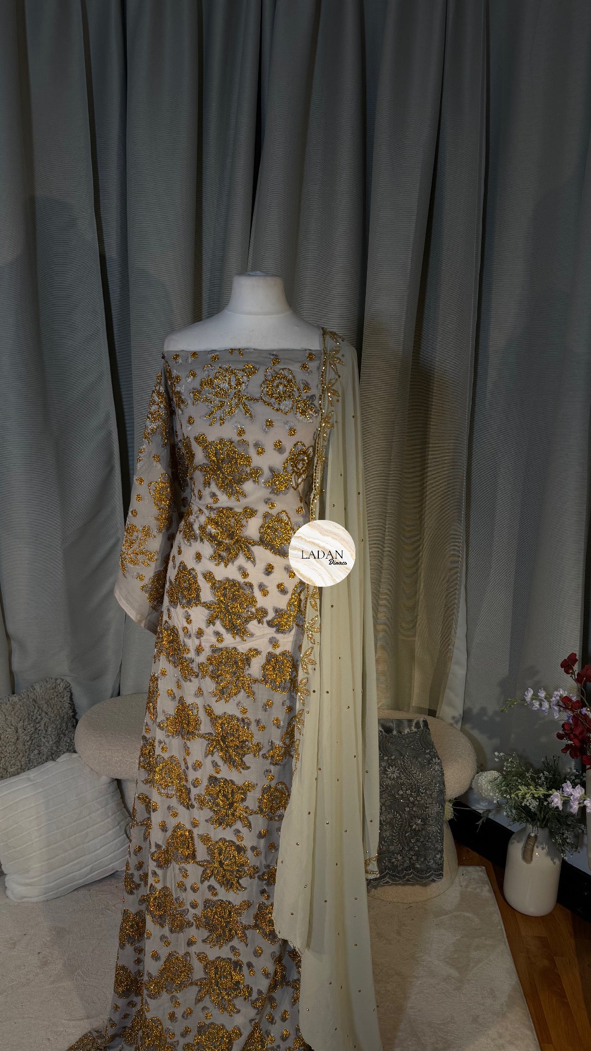 Floral Maqbal Collection | Grey Dirac Set