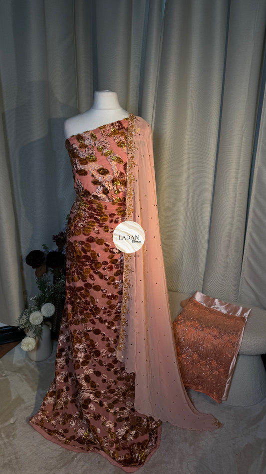 Luxury Maqbal Collection | Baby Pink Dirac Set
