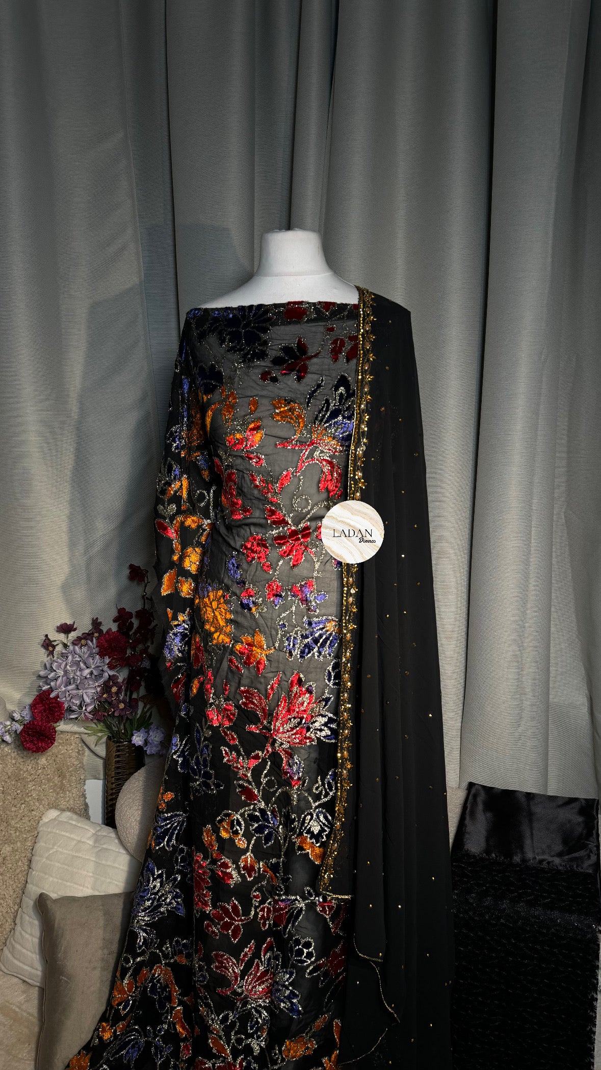 Prestige Maqbal Collection | Black & Multicoloured Dirac Set