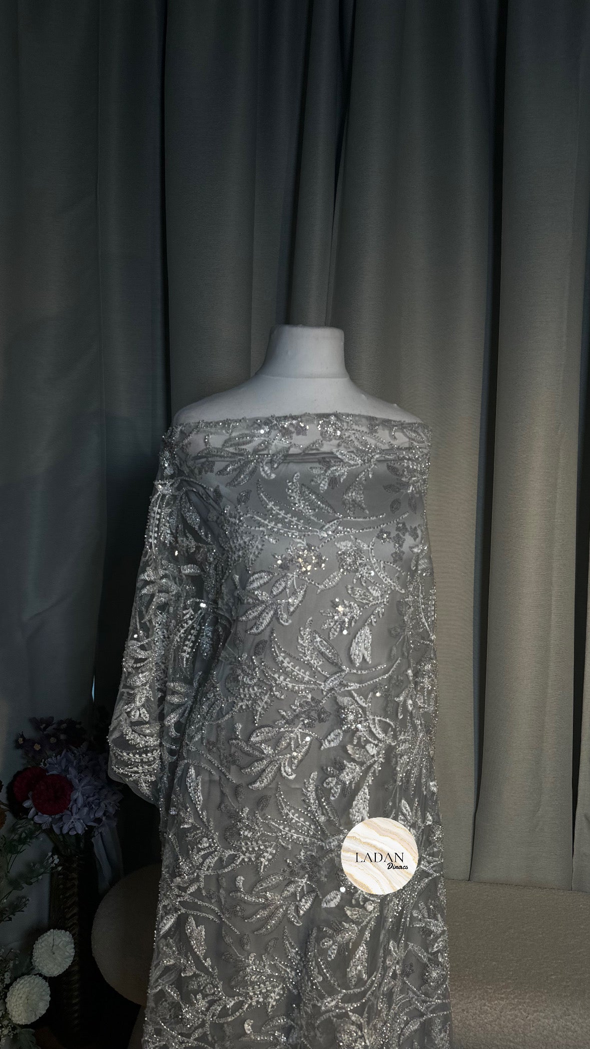 Luxury Lace Dirac | Silver