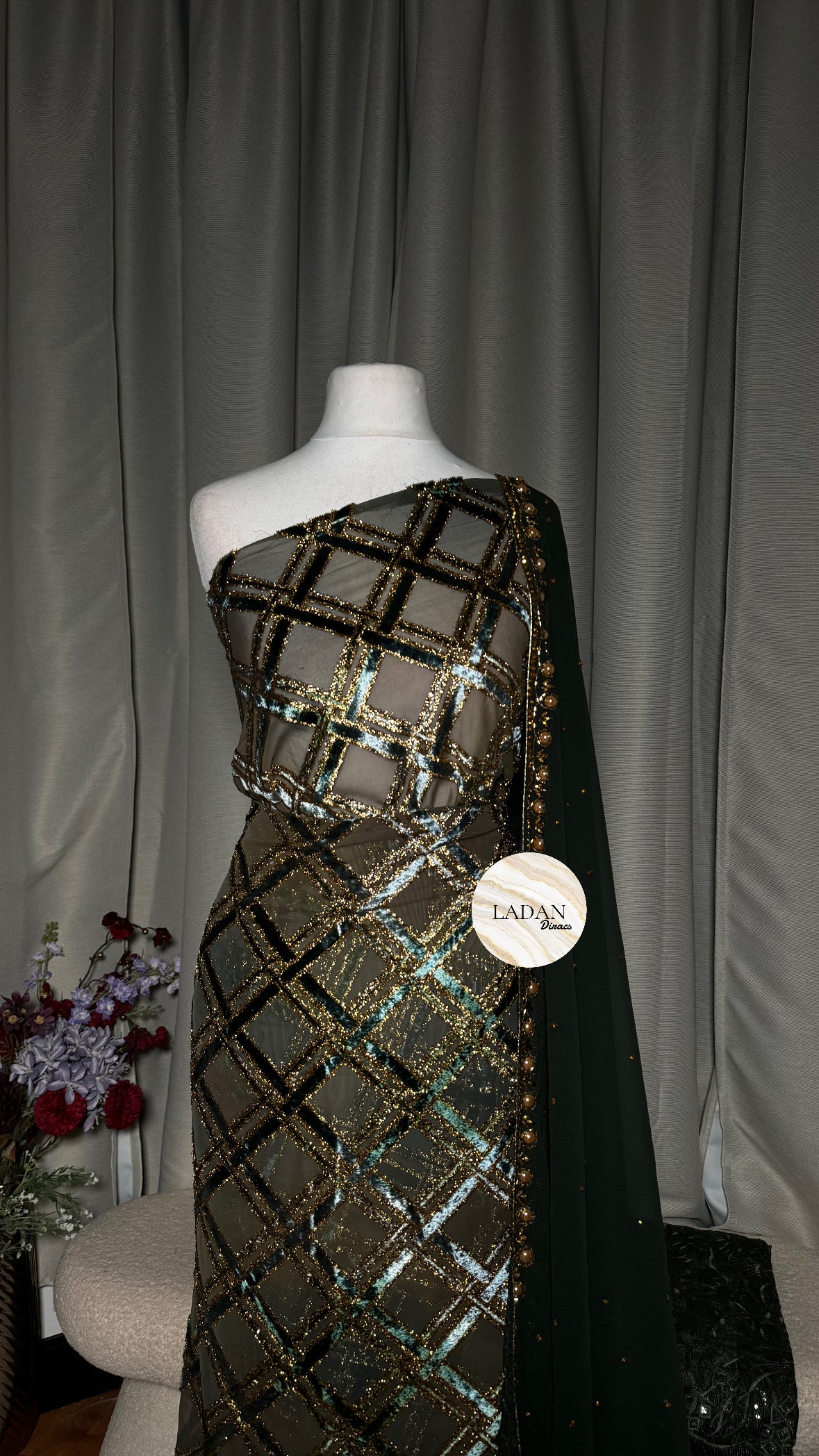 Diamond Maqbal Dirac | Dark Olive & Gold