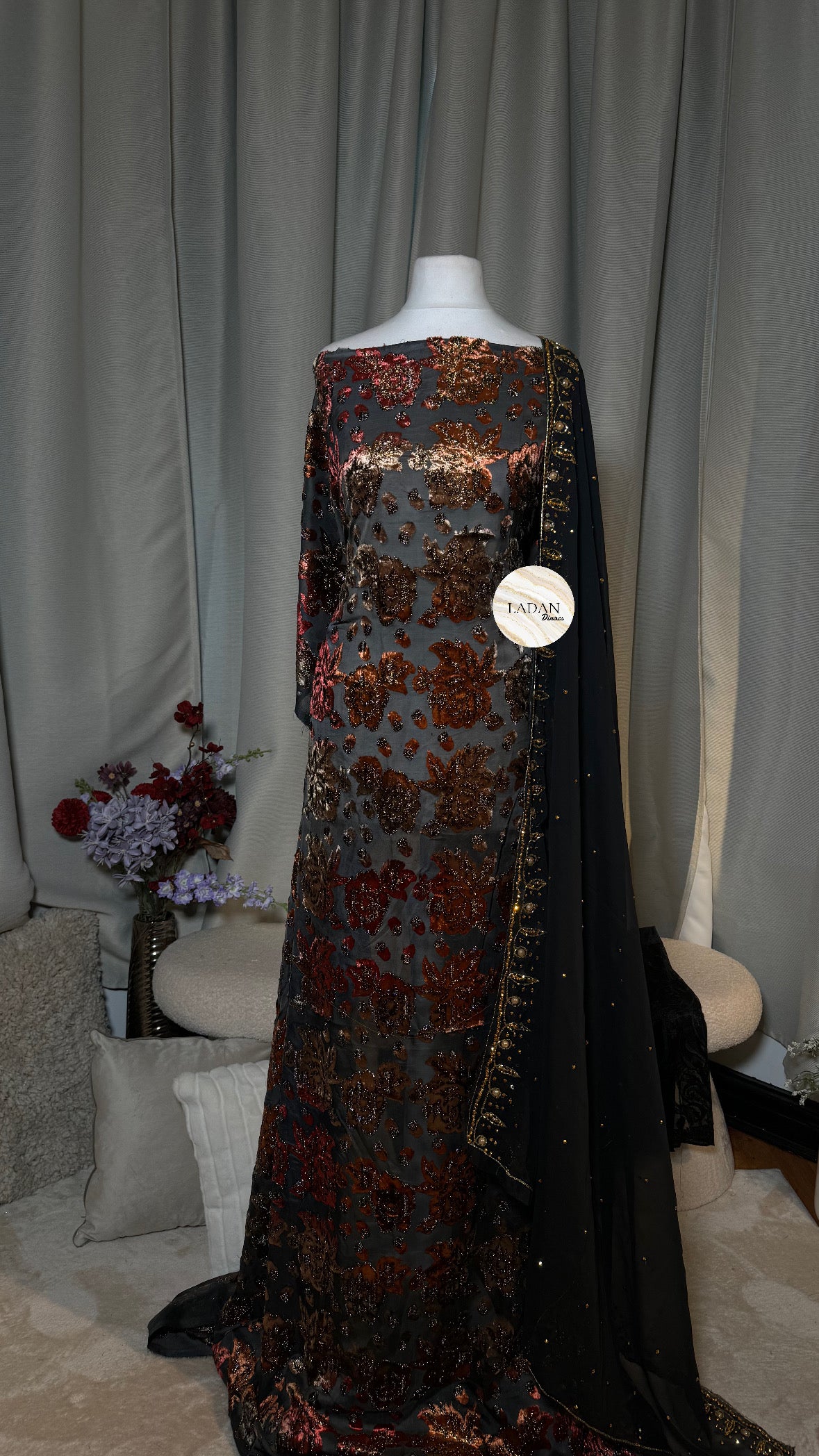 Floral Maqbal Collection | Black & Multicoloured Dirac Set