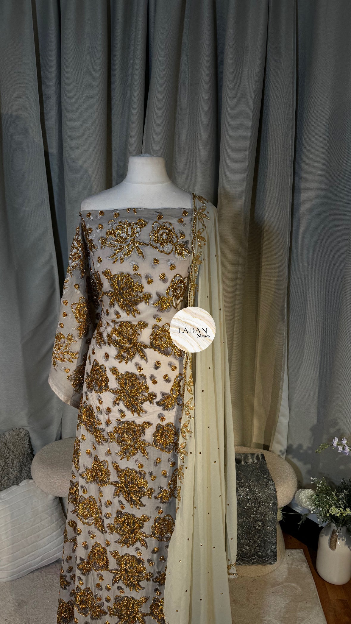 Floral Maqbal Collection | Grey Dirac Set