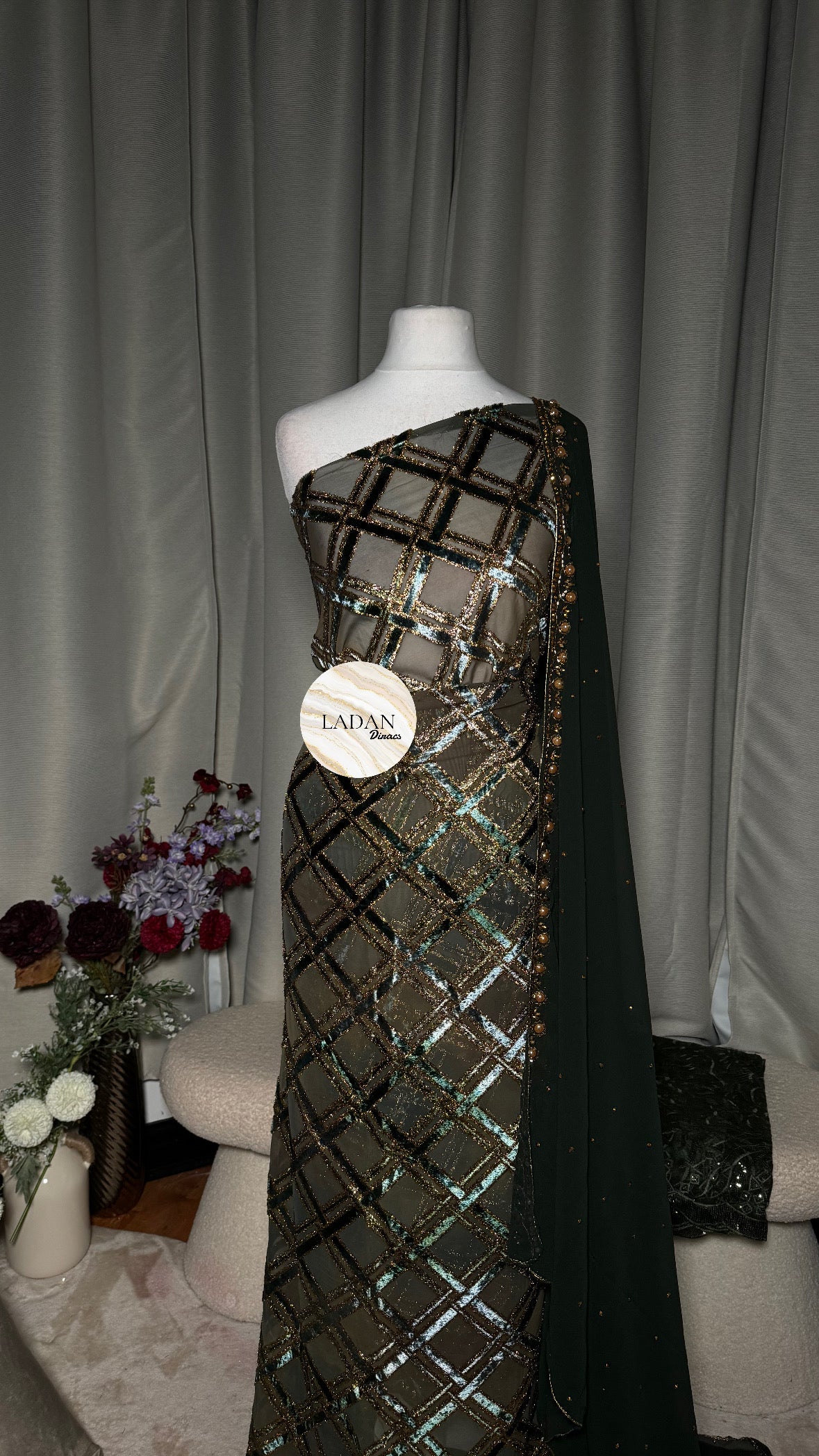 Diamond Maqbal Dirac | Dark Olive & Gold