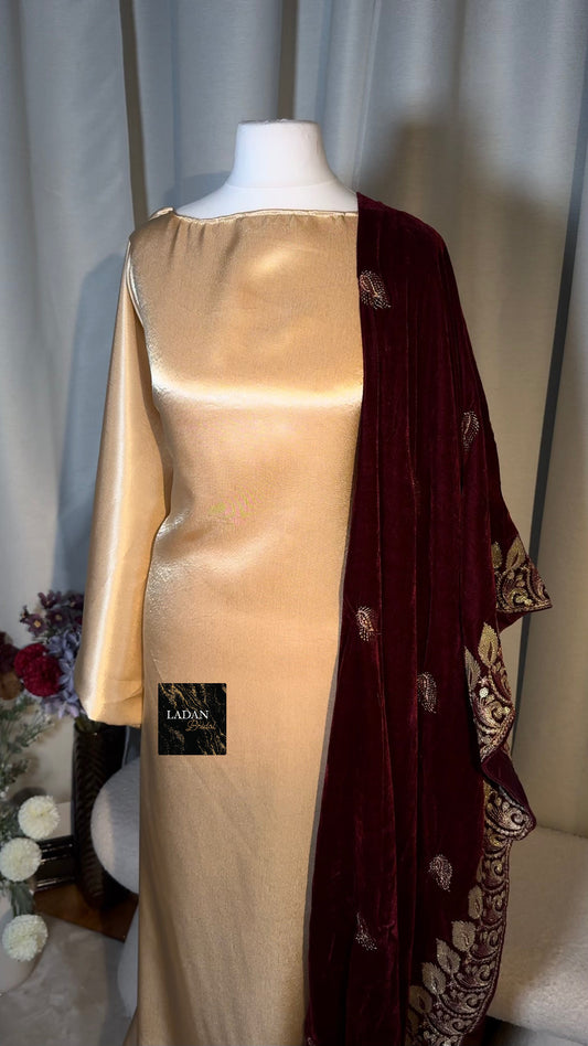 Embroidered Velvet Gabasaar | Maroon