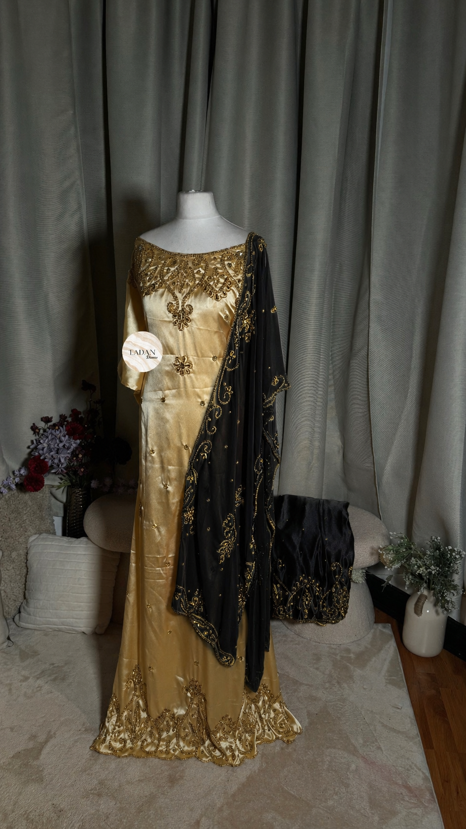 Luxury Embroidered Bridesmaids Sets