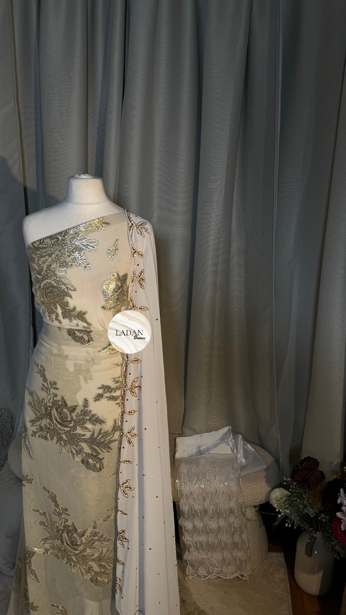 Faransawi Dirac Collection | White & Gold