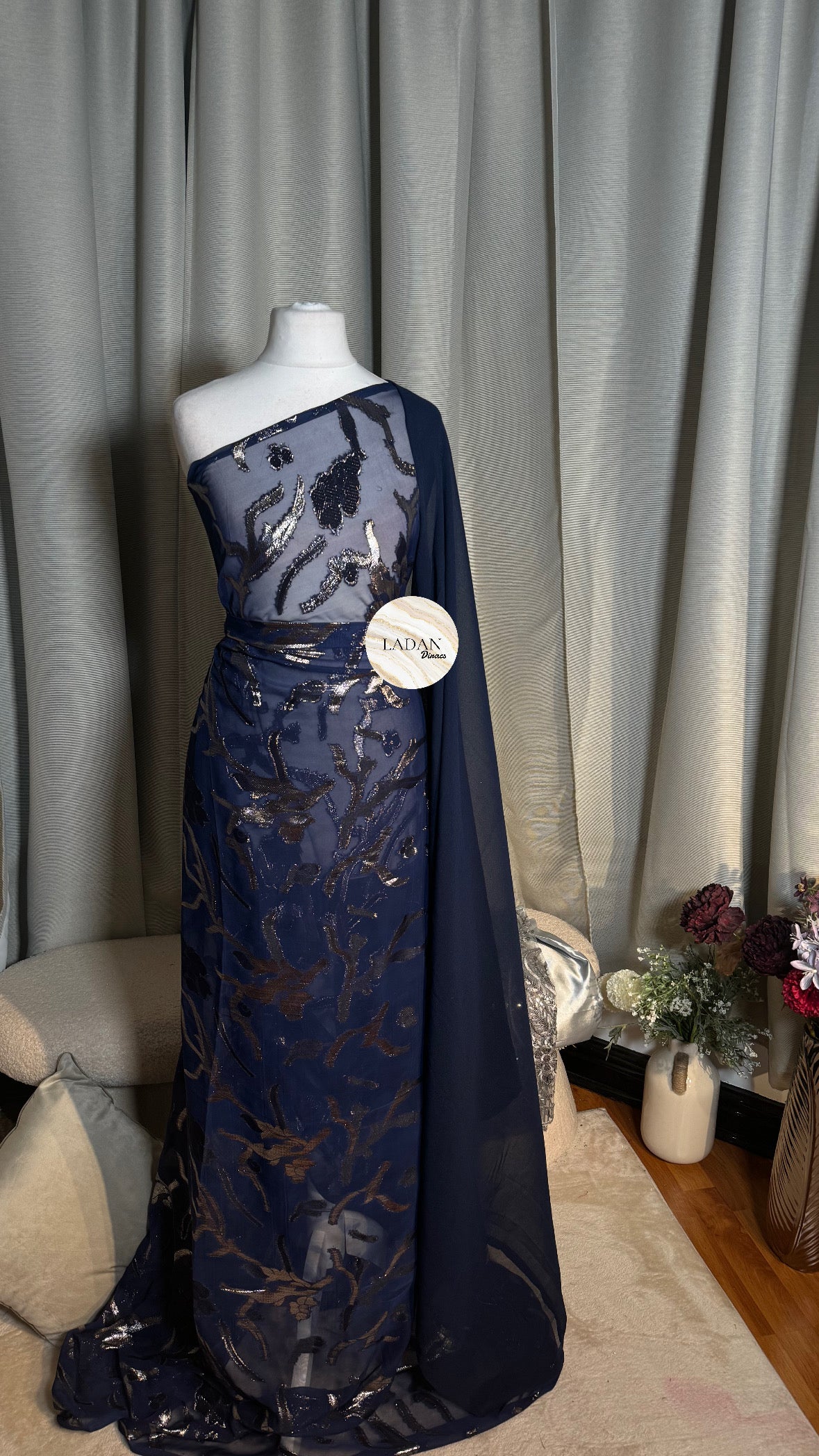 Faransawi Dirac Collection| Navy Blue & Silver