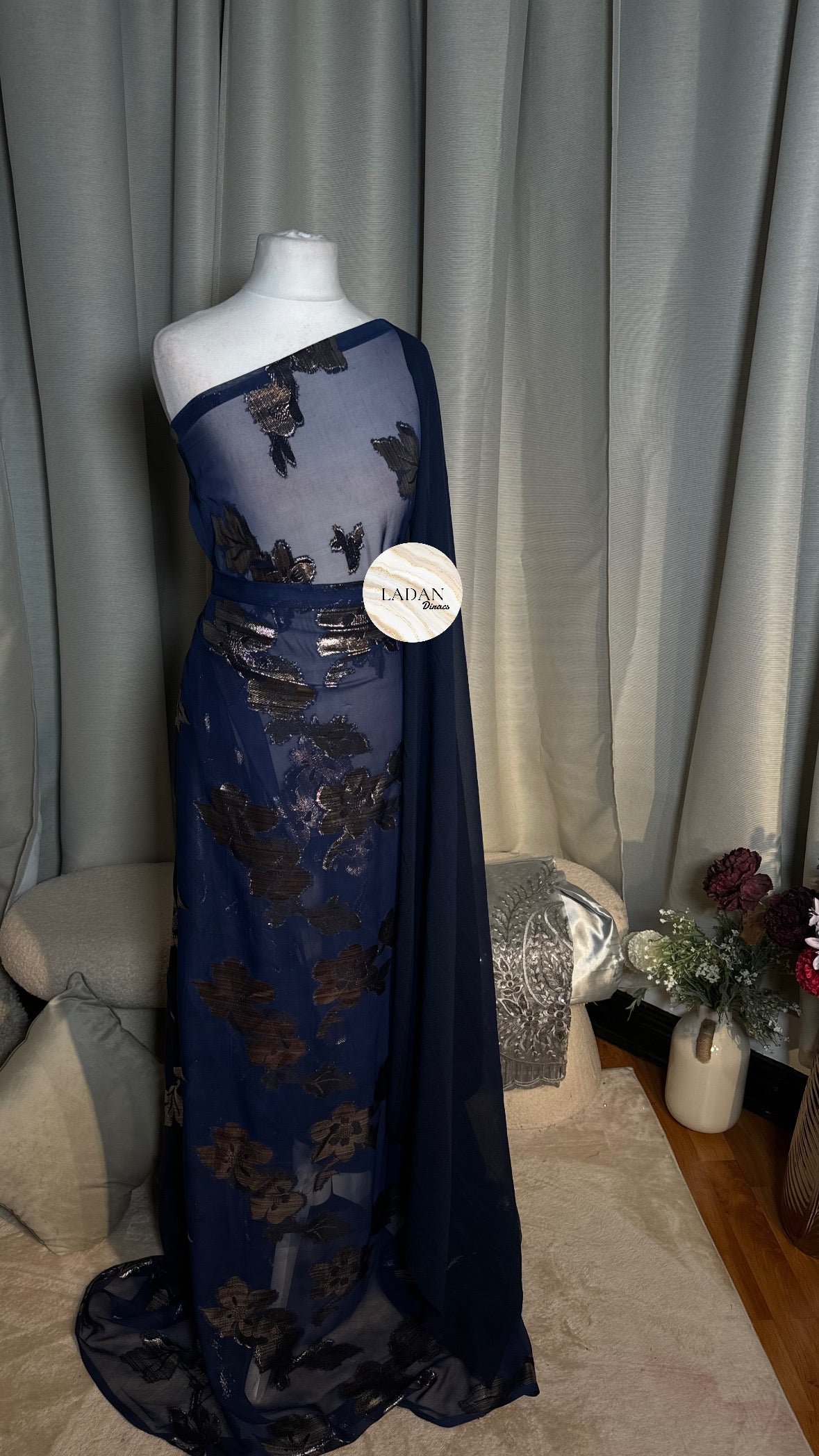 Faransawi Dirac Collection| Navy Blue & Silver