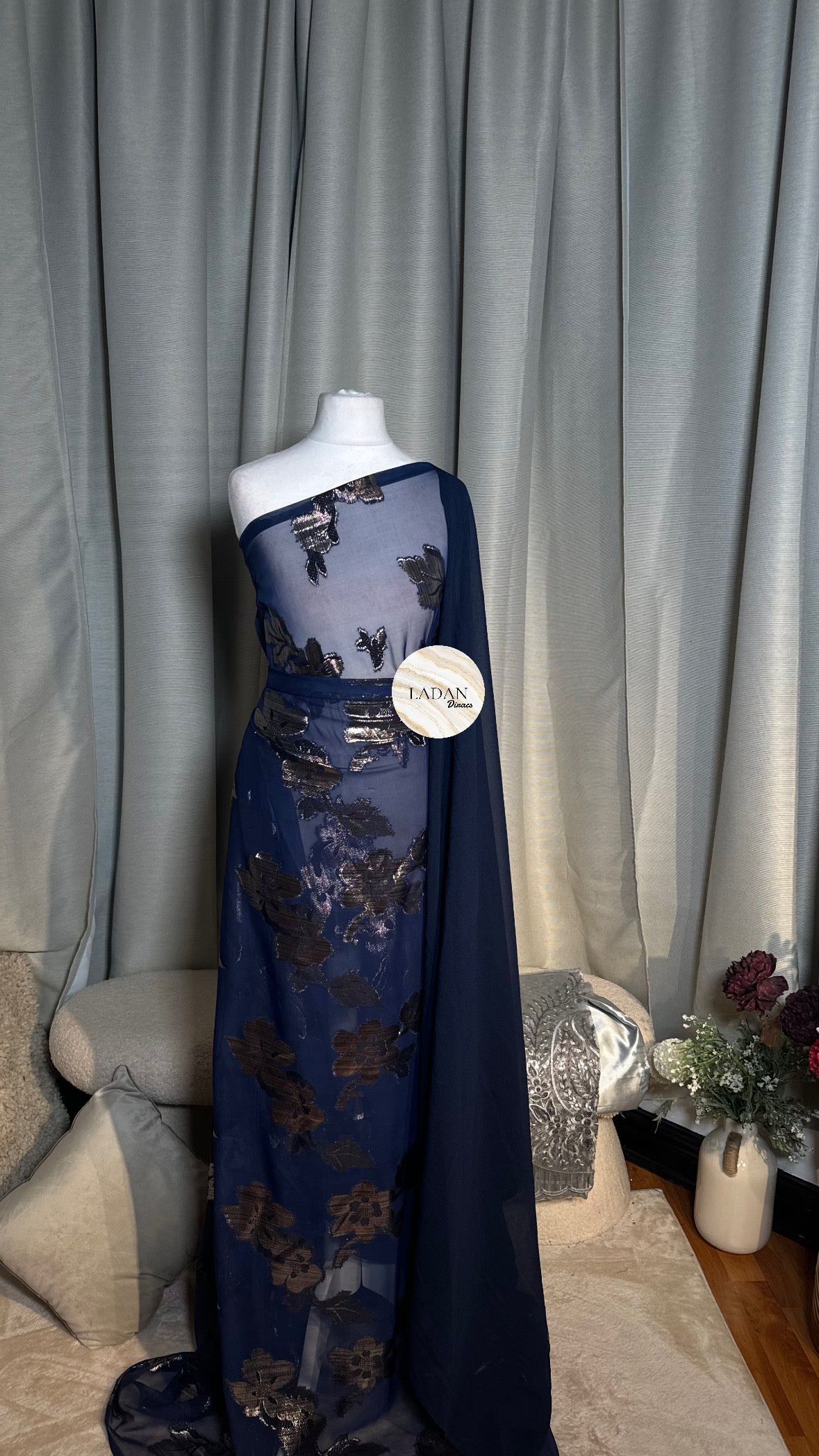 Faransawi Dirac Collection| Navy Blue & Silver