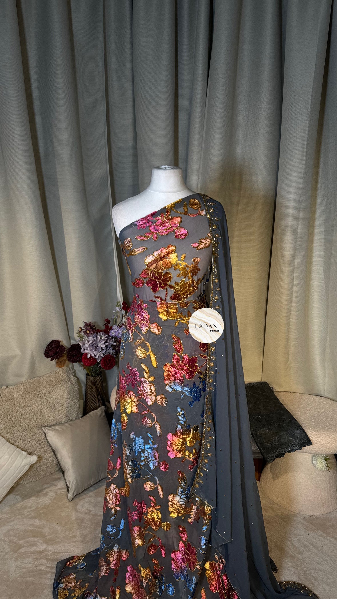 Prestige Maqbal Collection | Grey Multicoloured Dirac Set