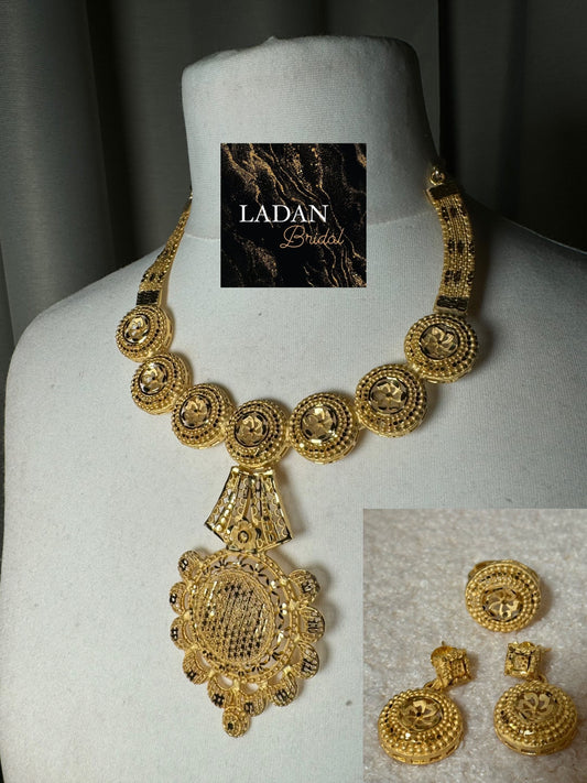 Najma- Gold Jewellery Set
